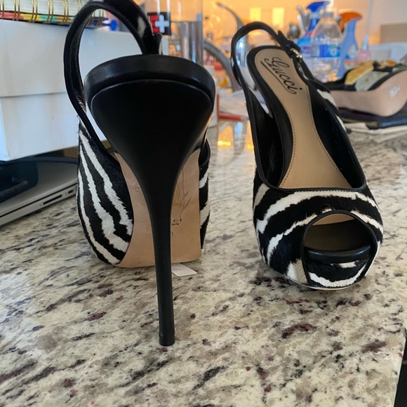 Gucci Zebra Pumps - Picture 4 of 5